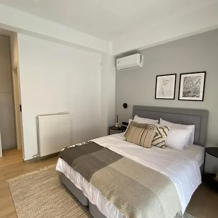 New Luxury In Glyfada Apartment